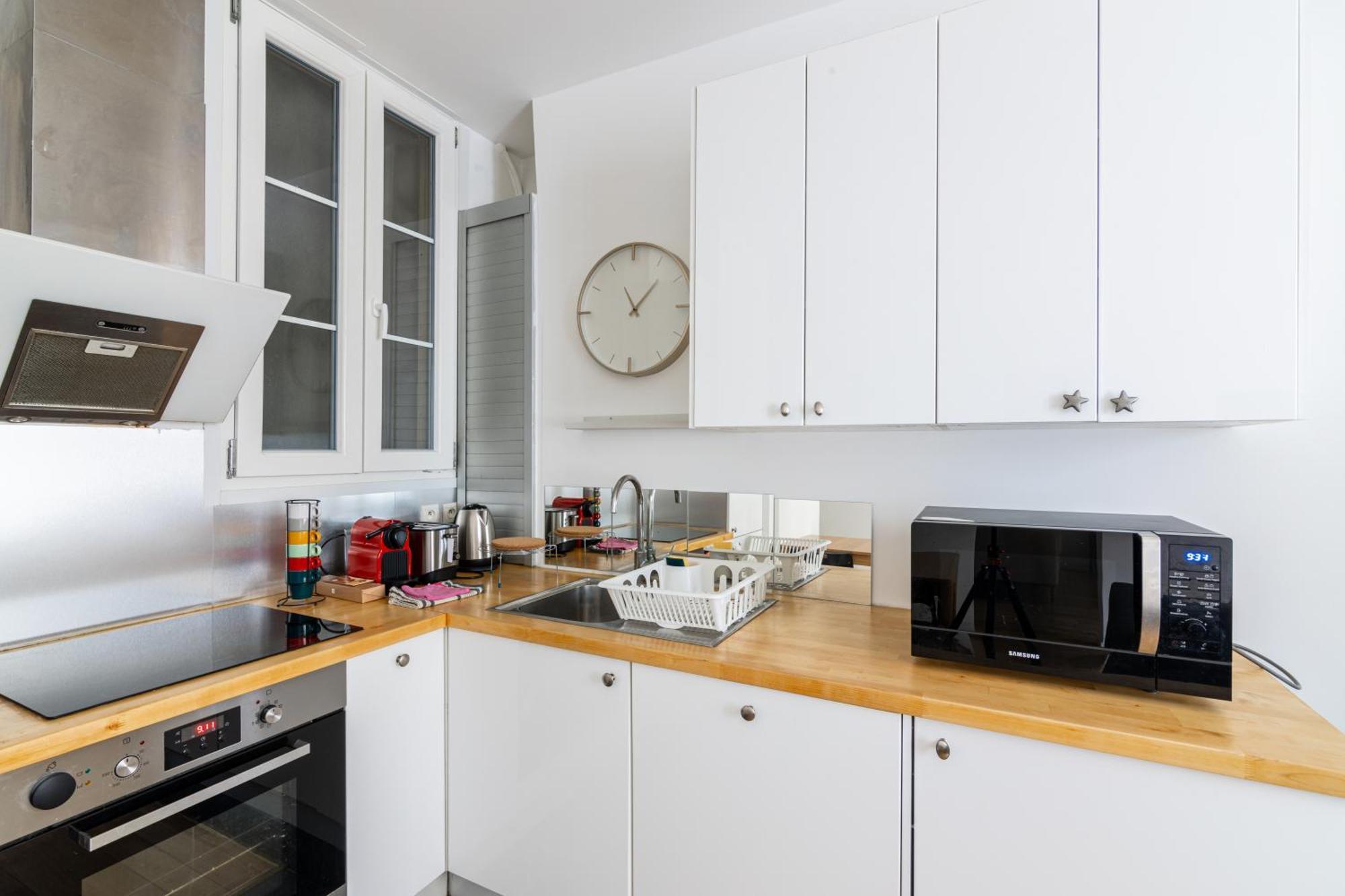 Luxurious 1 Bedroom Republique Vinaigriers Free Netflix Paris Exterior photo